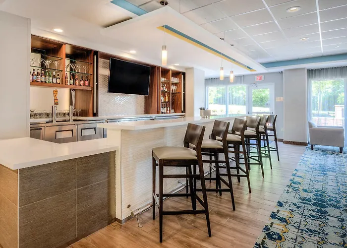 Fairfield & By Marriott Downtown 3*
