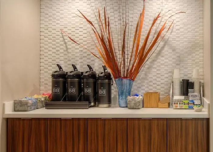 Fairfield & By Marriott Downtown 3* Winston-Salem
