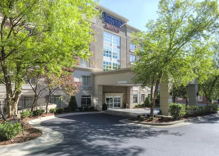 Hotel Fairfield & By Marriott Downtown