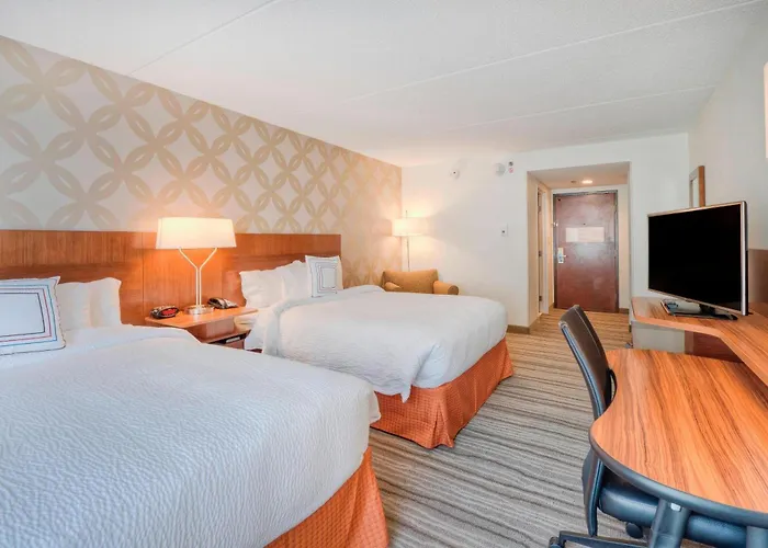 Fairfield & By Marriott Downtown 3* Winston-Salem