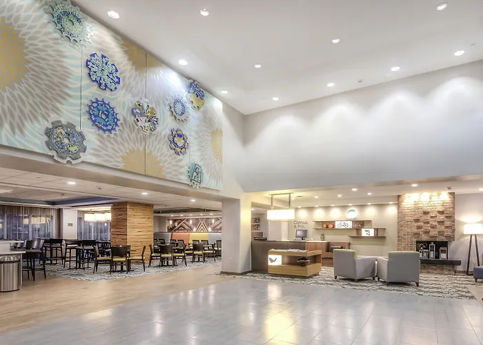 Fairfield & By Marriott Downtown 3*