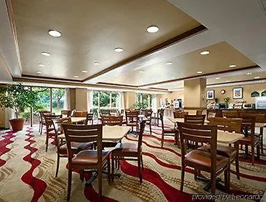 Fairfield & By Marriott Downtown 3* Winston-Salem