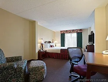Fairfield & By Marriott Downtown Hotel 3*