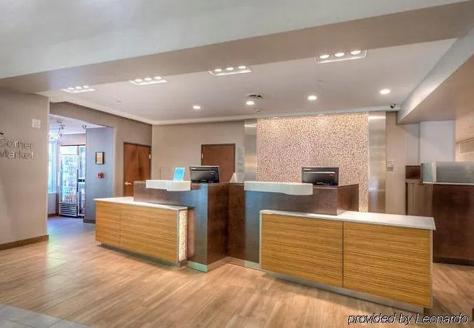 Hotel Fairfield & By Marriott Downtown 3*