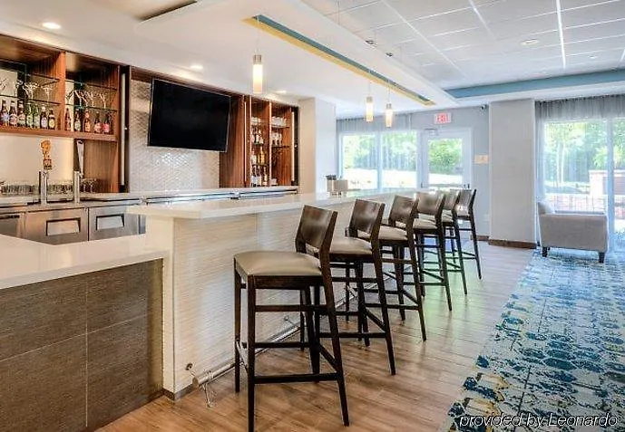 Hotel Fairfield & By Marriott Downtown 3*